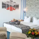 Adagio Hotel 3*