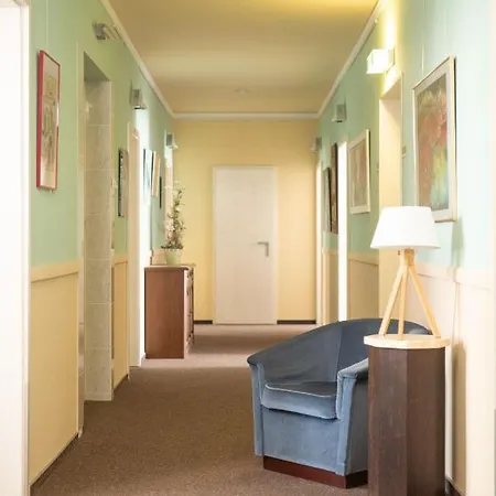 Hotel Adagio 3*