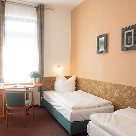 Adagio Hotel 3*
