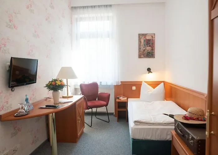 Отель Adagio 3*